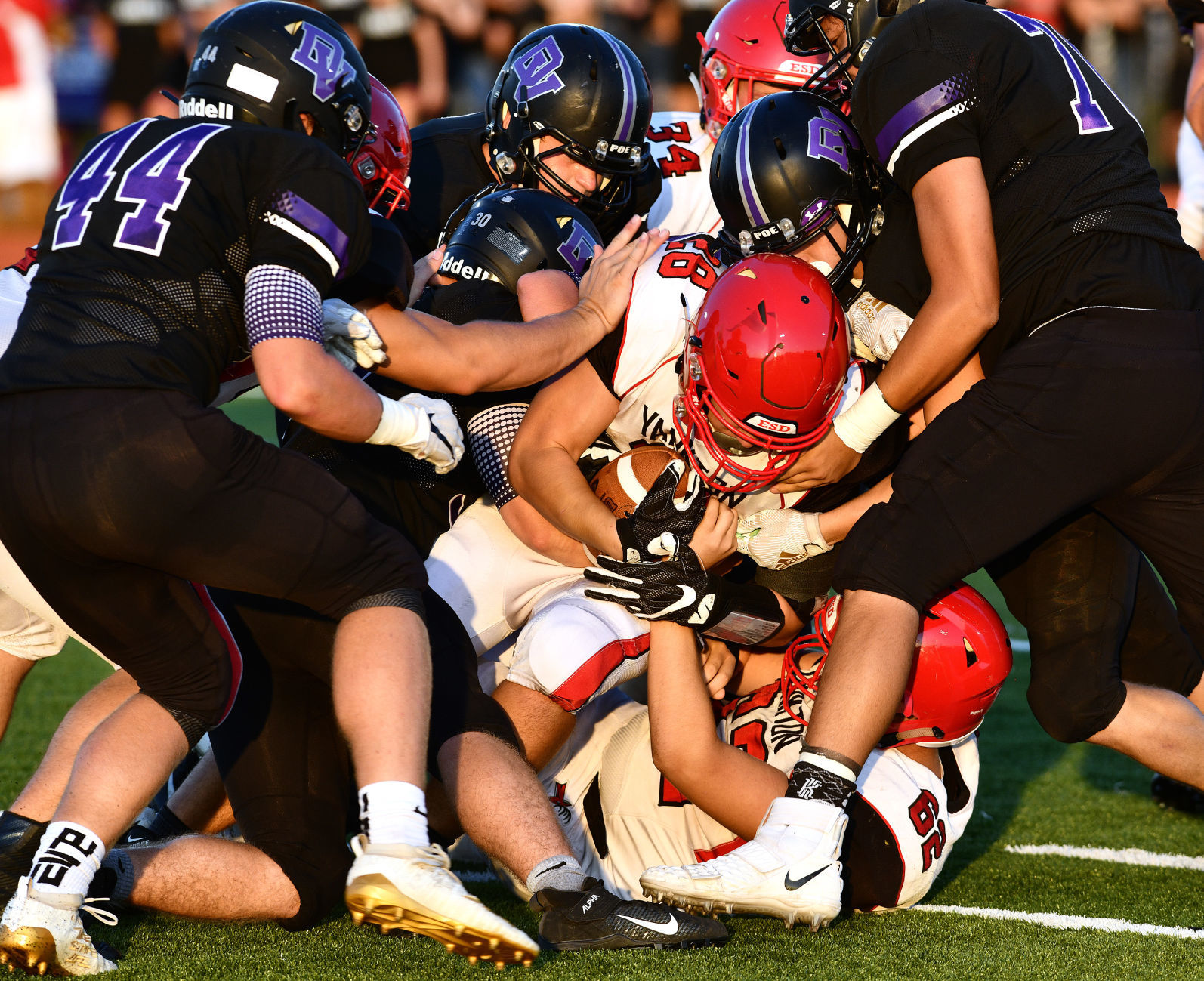 Dakota Valley vs Yankton football